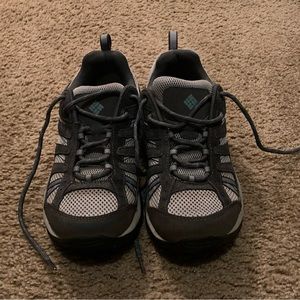 Columbia Hiking Shoes (10M)